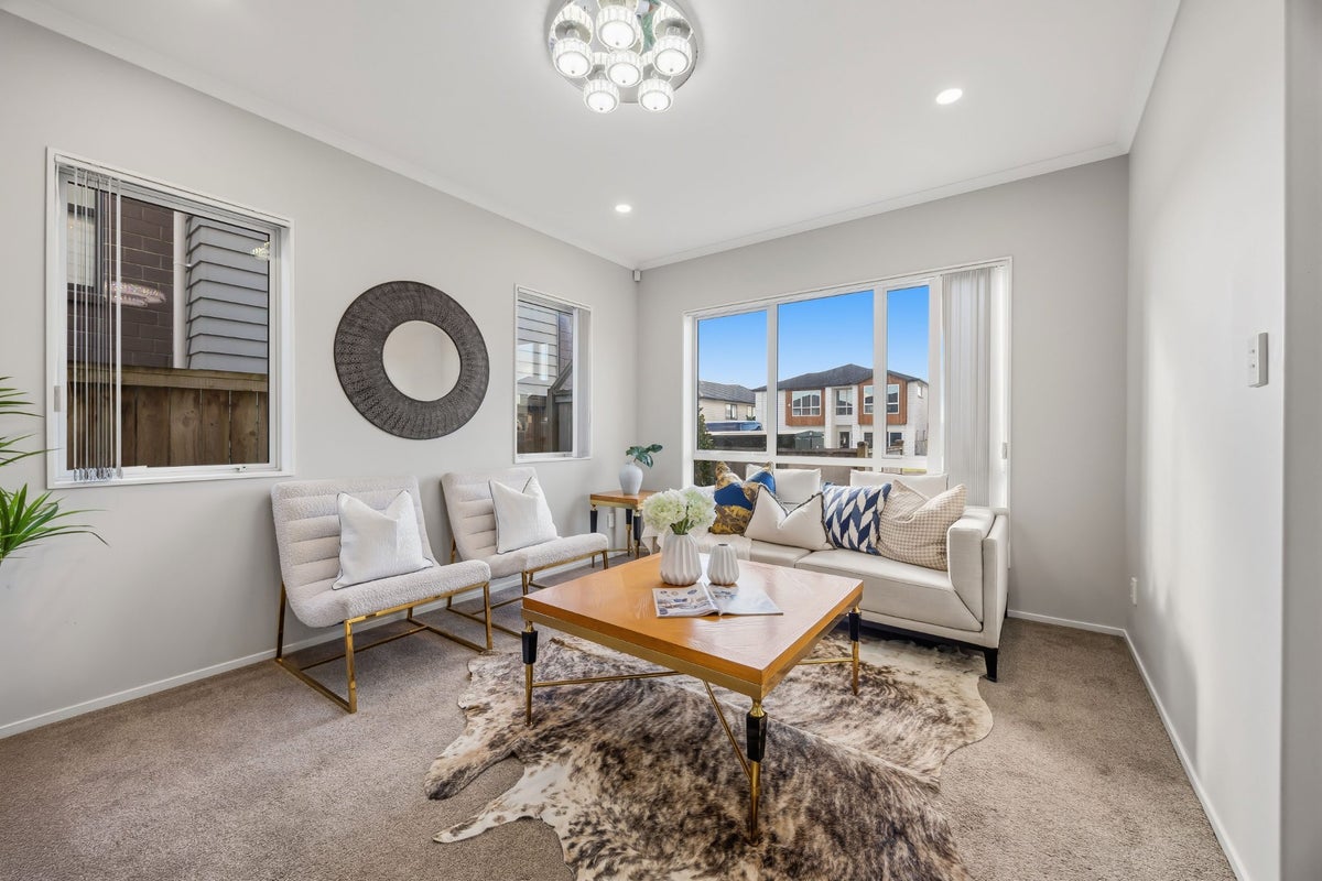8 Ballinabreen Road, Flat Bush, Auckland - Carousel 2