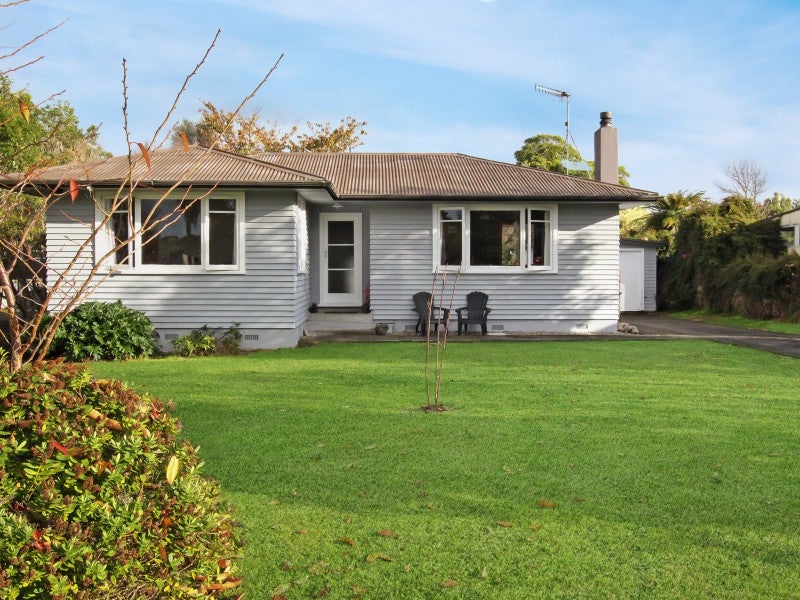 45 Tararua Street, Pahiatua - Carousel 12