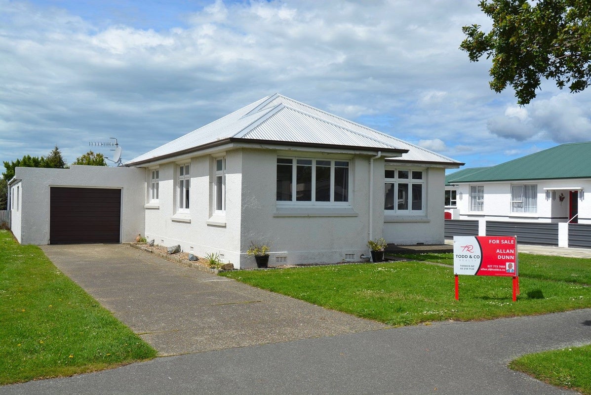 206 Nelson Street, Strathern, Invercargill - Carousel 1