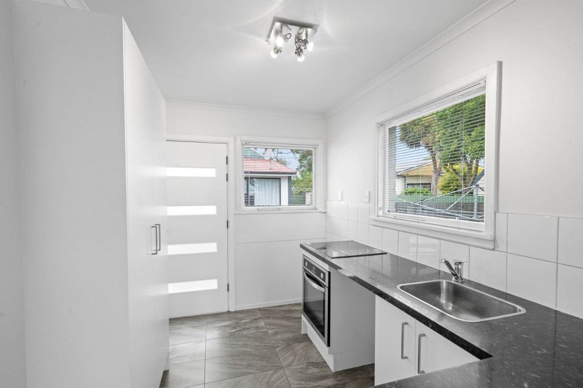 5/394 Hereford Street, Linwood, Christchurch - Carousel 2