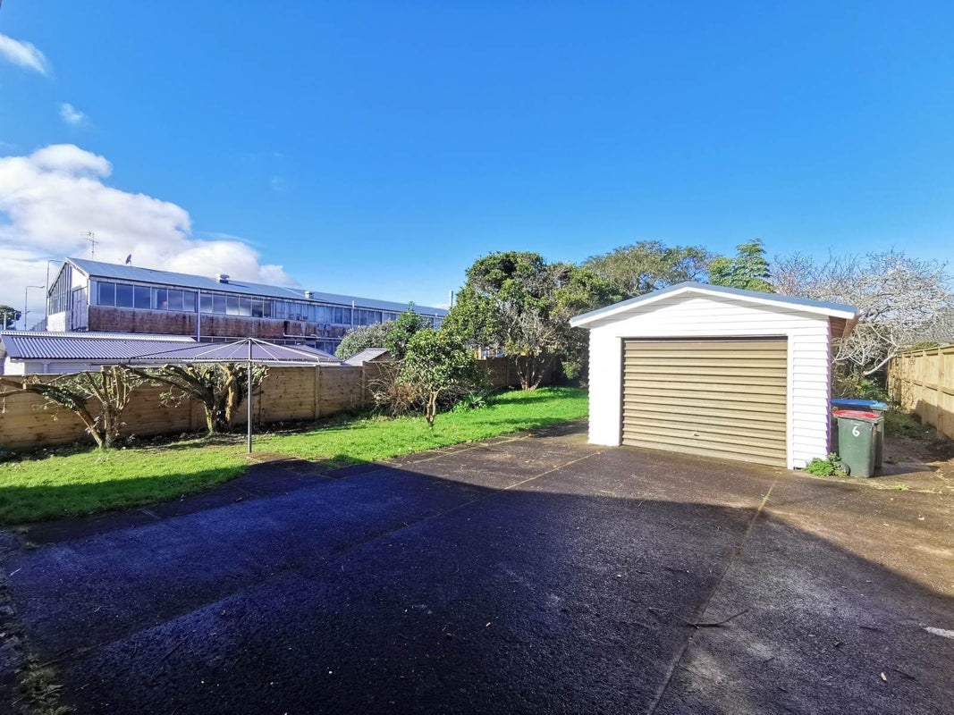 6 Atarangi Road, Greenlane, Auckland - Carousel 12