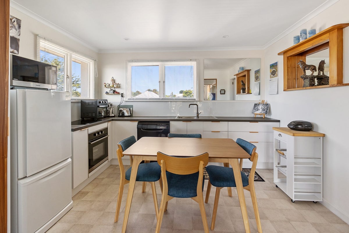 1/22 Marston Road, Kensington, Timaru - Carousel 2