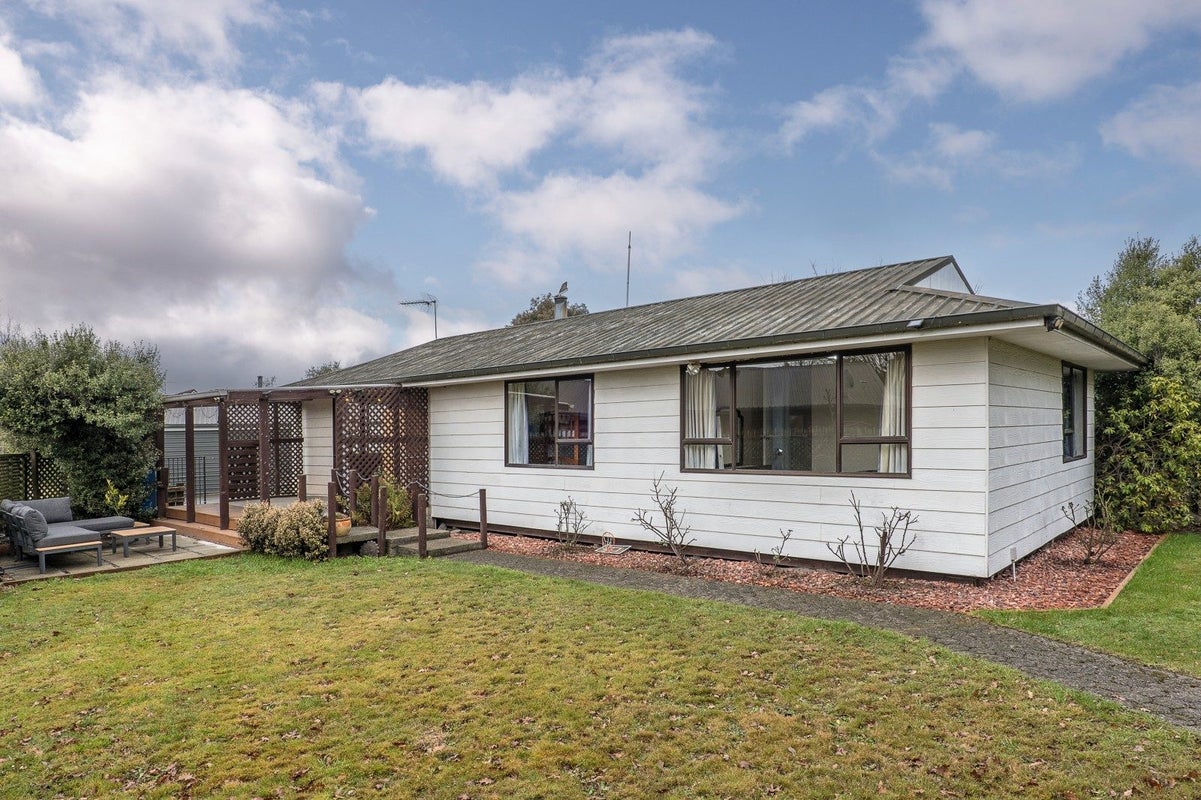 20 McLaughlins Road, Darfield, Darfield - Carousel 1