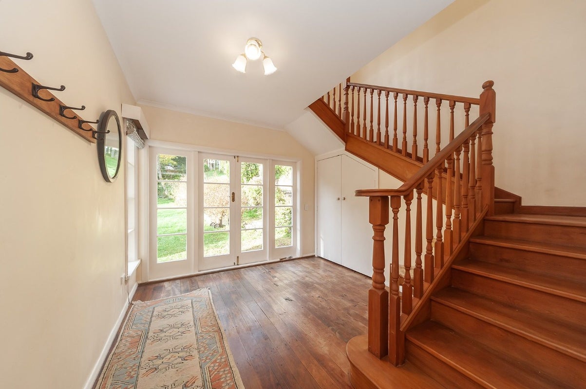28 Croydon Street, Karori, Wellington - Carousel 2