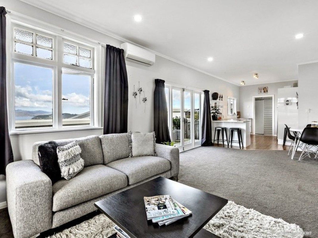 22 Mandalay Terrace, Khandallah, Wellington - Carousel 2