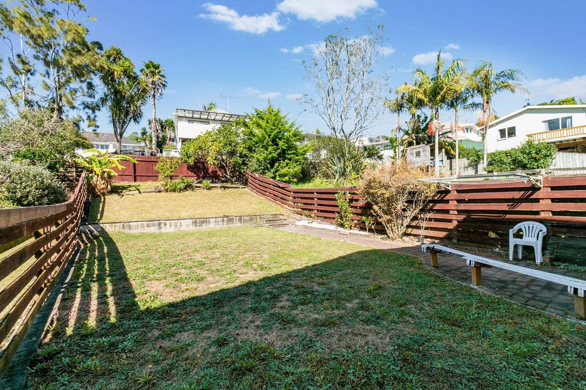 18B Catton Crescent, Mount Roskill, Auckland - Carousel 2