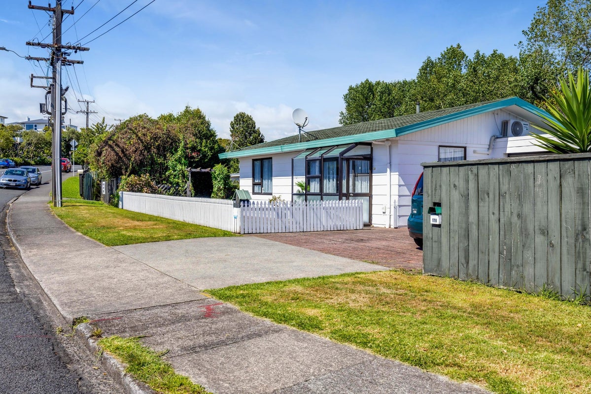 180 Mangorei Road, Merrilands, New Plymouth - Carousel 23