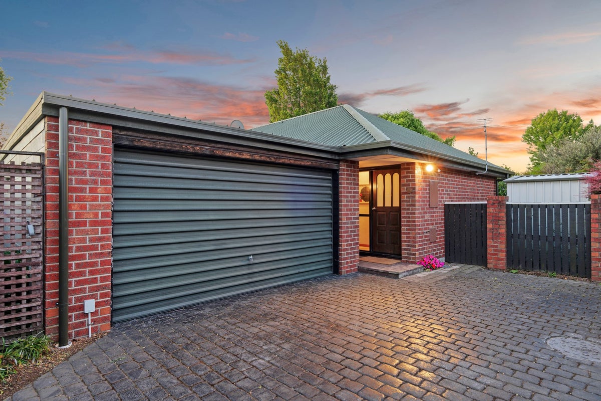 11B Winters Road, Redwood, Christchurch - Carousel 2
