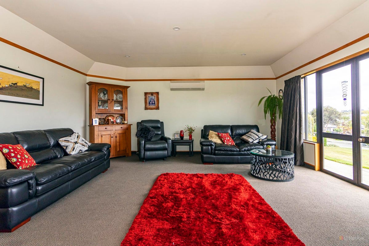 71 Temple Crescent, Gleniti, Timaru - Carousel 2