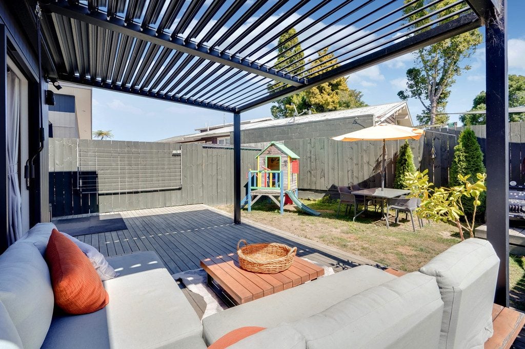 4/17 Irene Crescent, Dinsdale, Hamilton - Carousel 2