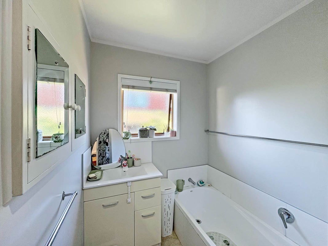 1/6 Kimberley Road, Epsom, Auckland - Carousel 9