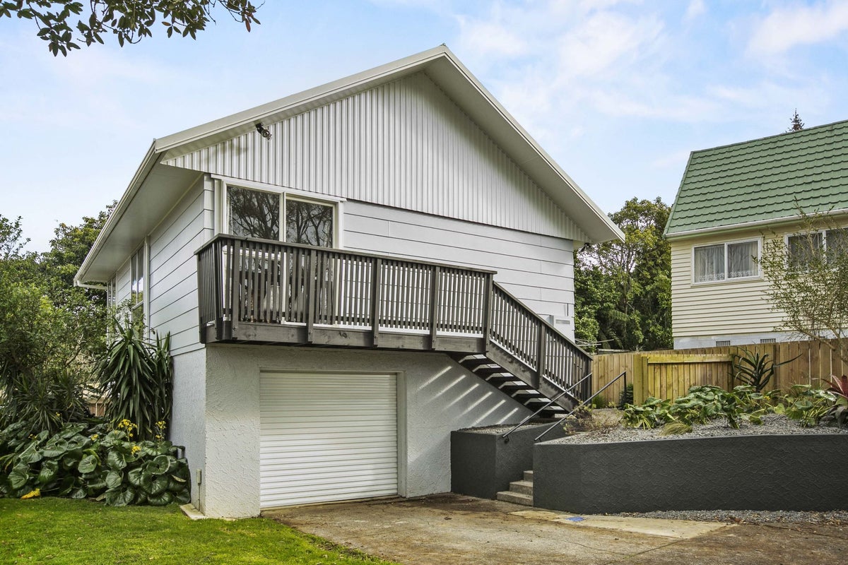 25A Hartland Place, Welbourn, New Plymouth - Carousel 1