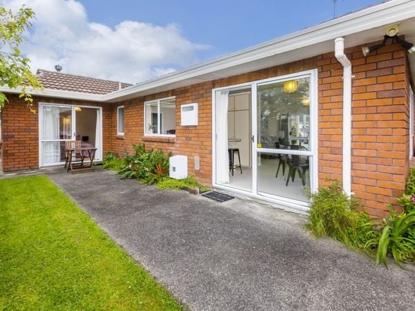 31B McParland Street, Ebdentown, Upper Hutt - Carousel 1