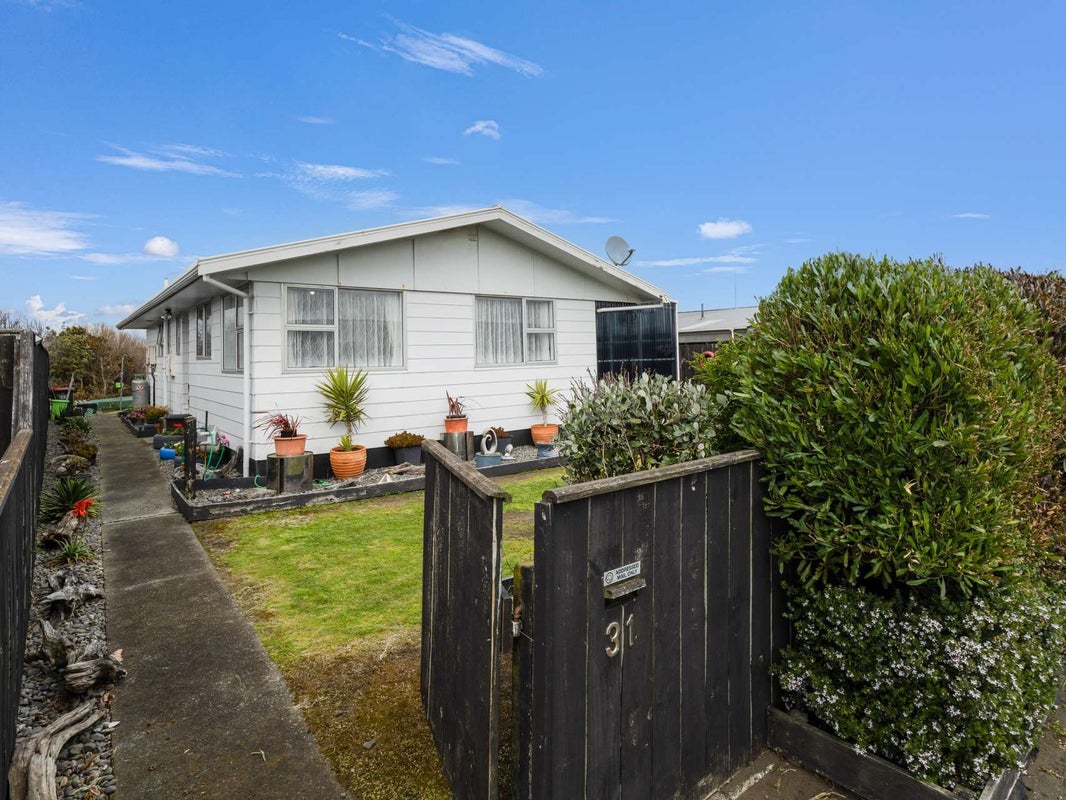 31 Cross Street, Castlecliff, Whanganui - Carousel 1