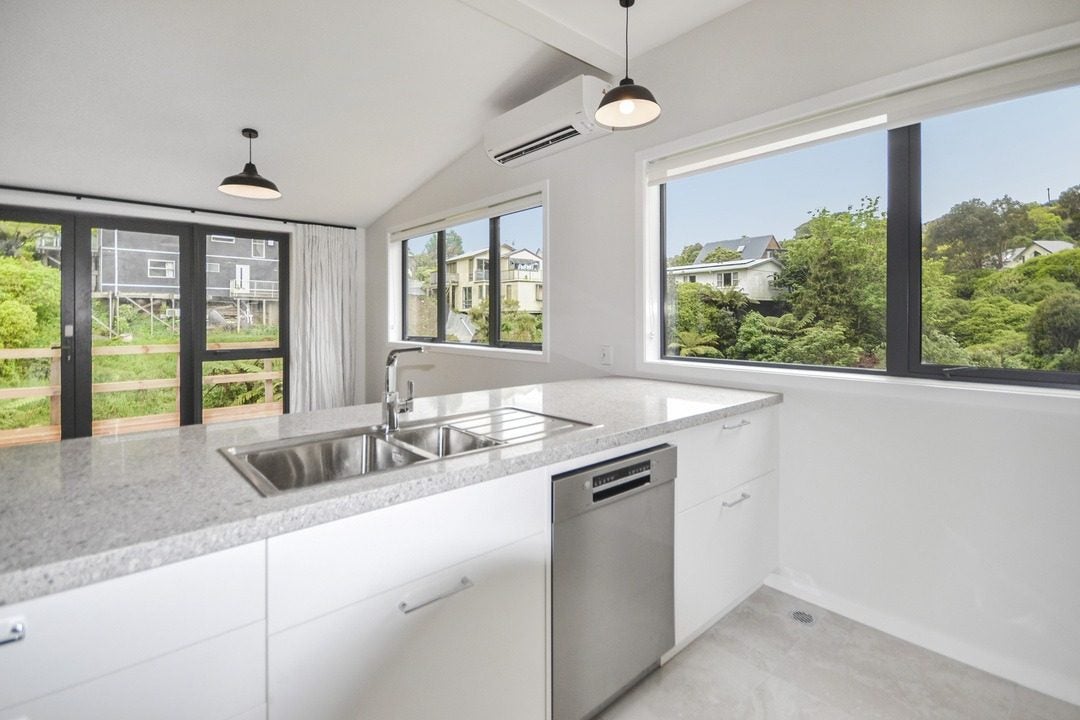 12 Jacobsen Lane, Ngaio, Wellington - Carousel 2