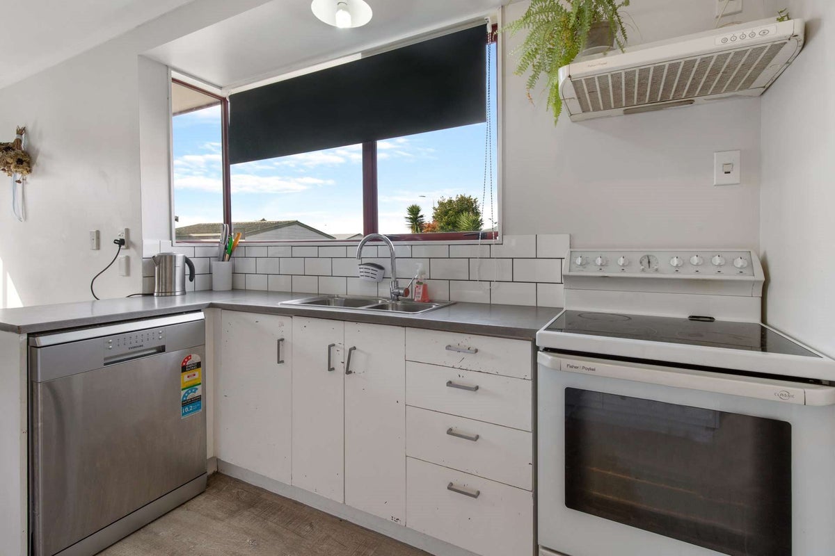 18 Rachel Place, Dinsdale, Hamilton - Carousel 2