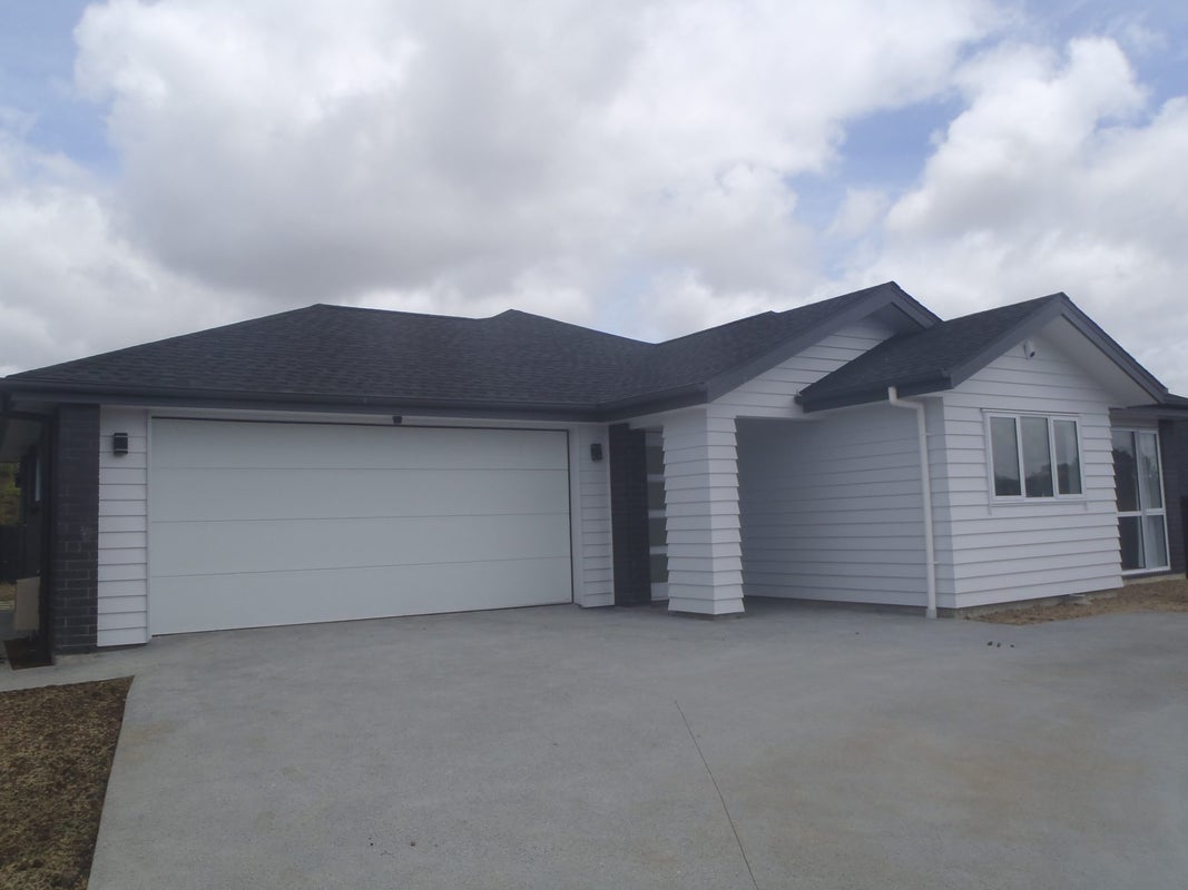 21 Eastview Crescent, Stanmore Bay, Whangaparaoa - Carousel 2