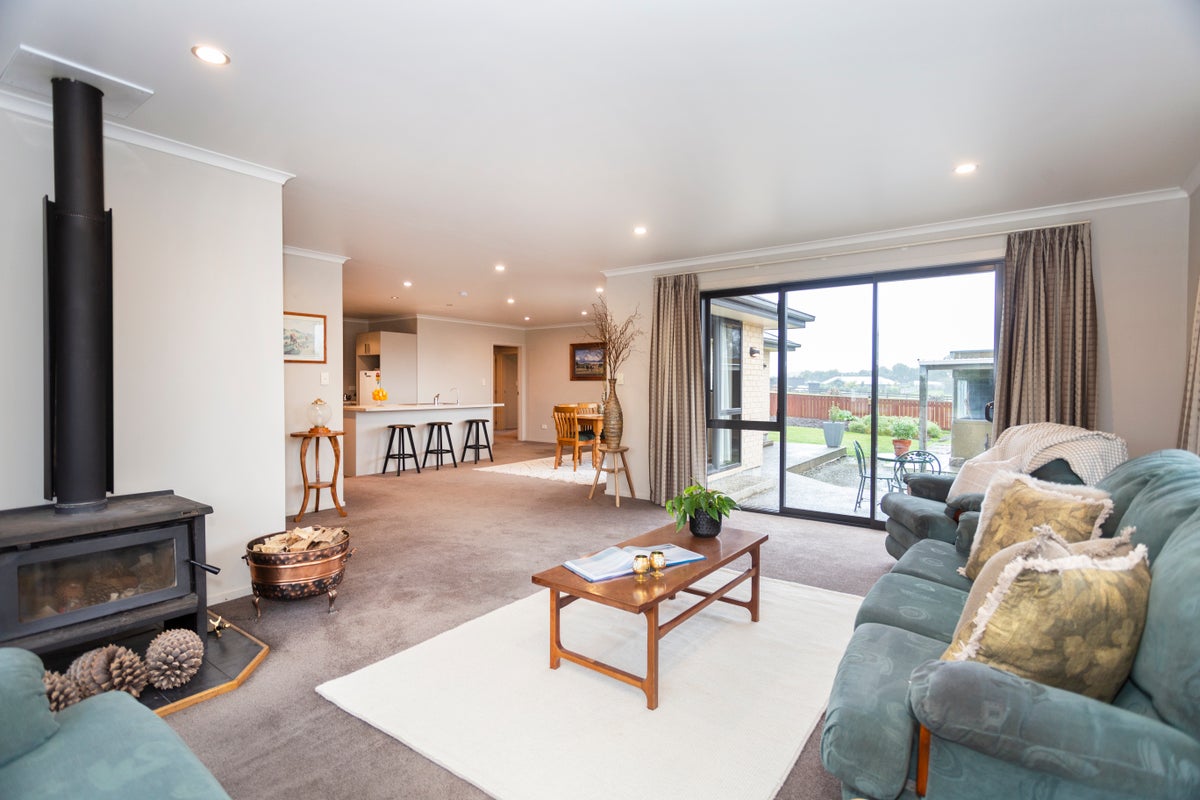 58B Essex Street, Weston, Oamaru - Carousel 2