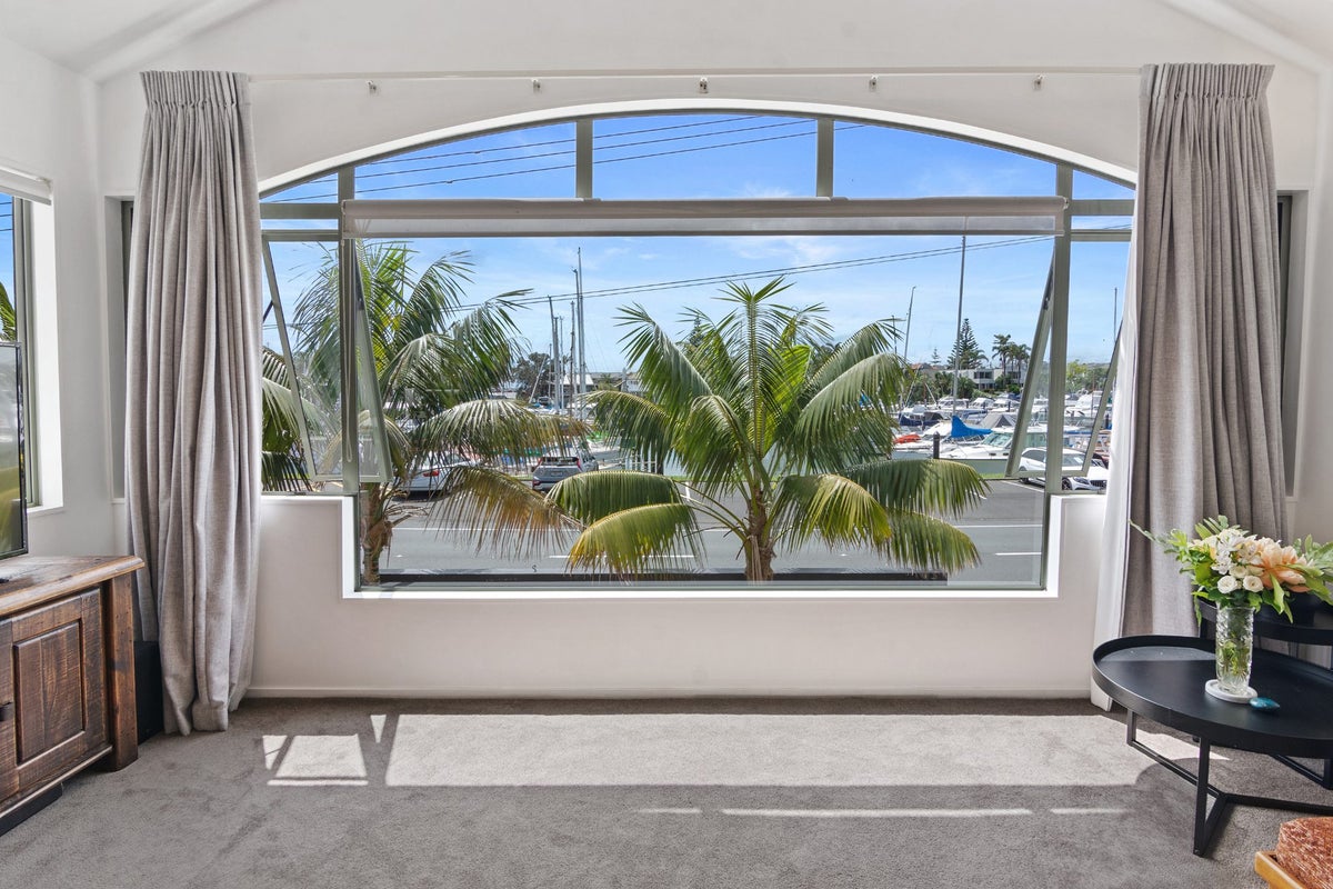 1/14 Inga Road, Milford, Auckland - Carousel 2