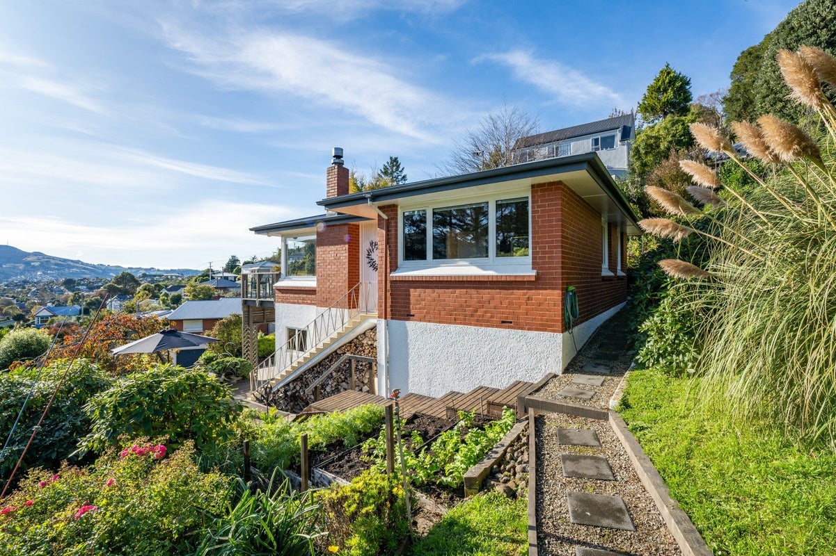 53 Falcon Street, Kaikorai, Dunedin - Carousel 1