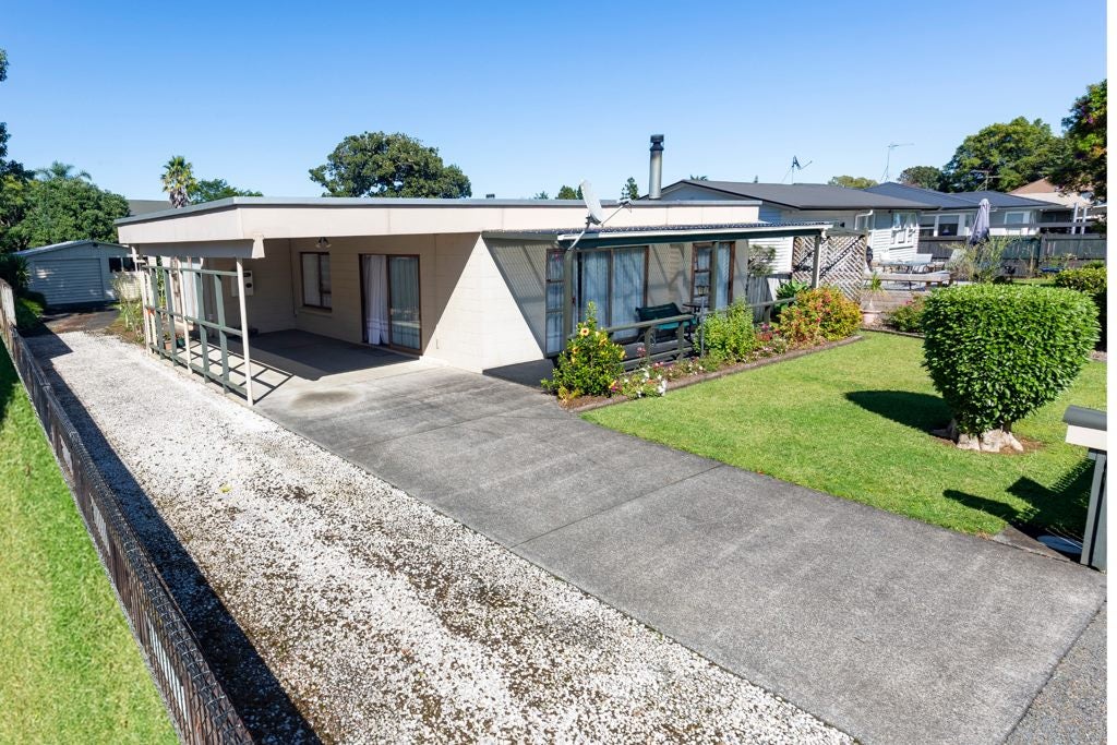 60 George Crescent, Buckland, Pukekohe - Carousel 16