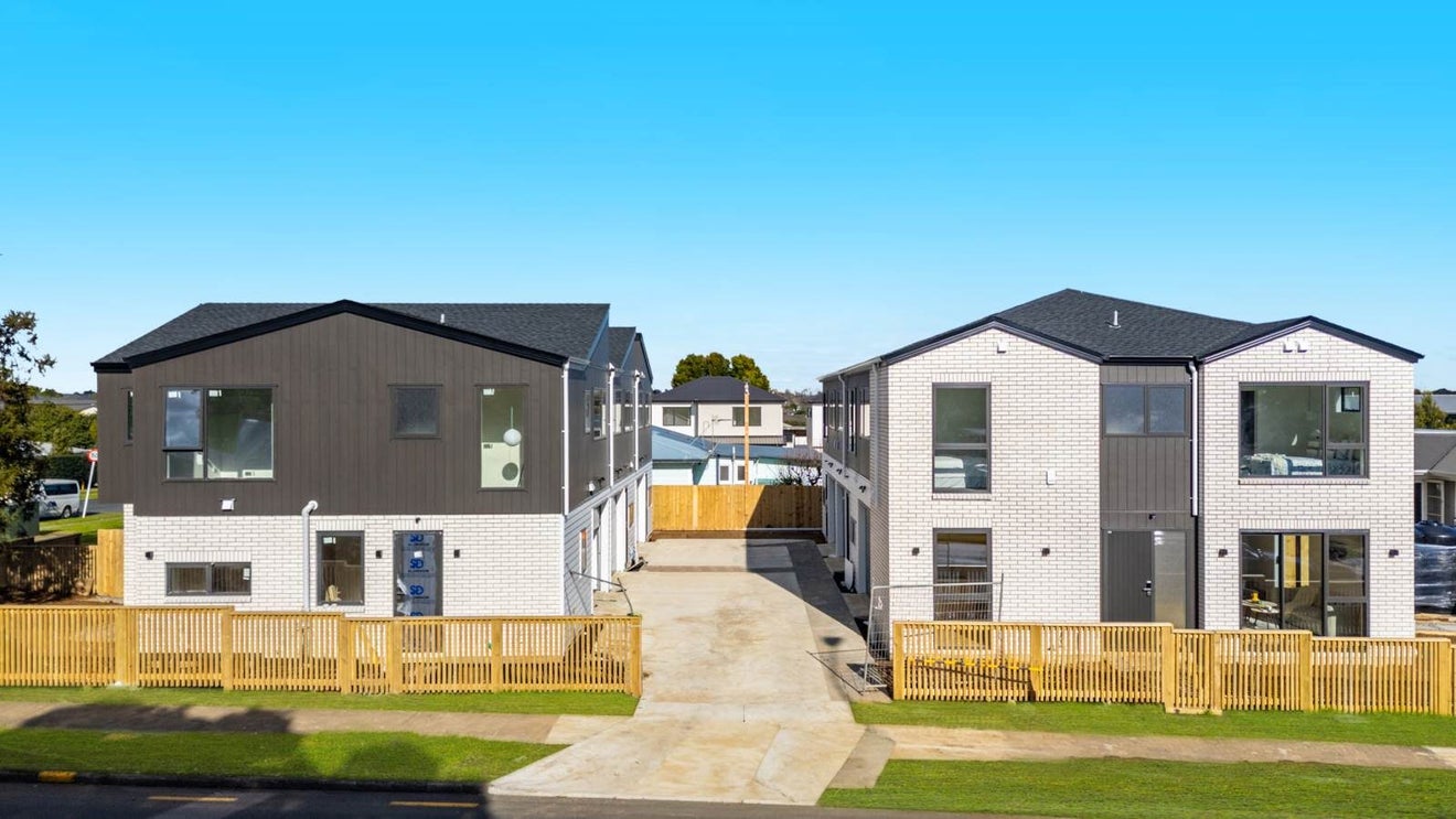 22 Walmsley Road, Mangere, Auckland - Carousel 1