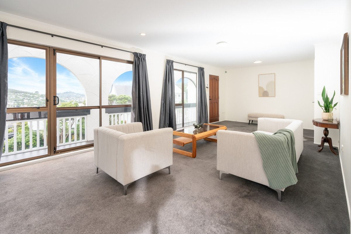 98 Allington Road, Karori, Wellington - Carousel 2