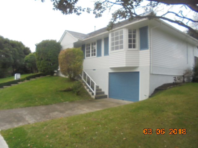 16 Churton Drive, Churton Park, Wellington - Carousel 2