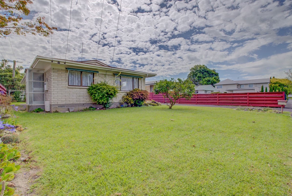 47 Herbert Road, Queenwood, Hamilton - Carousel 19