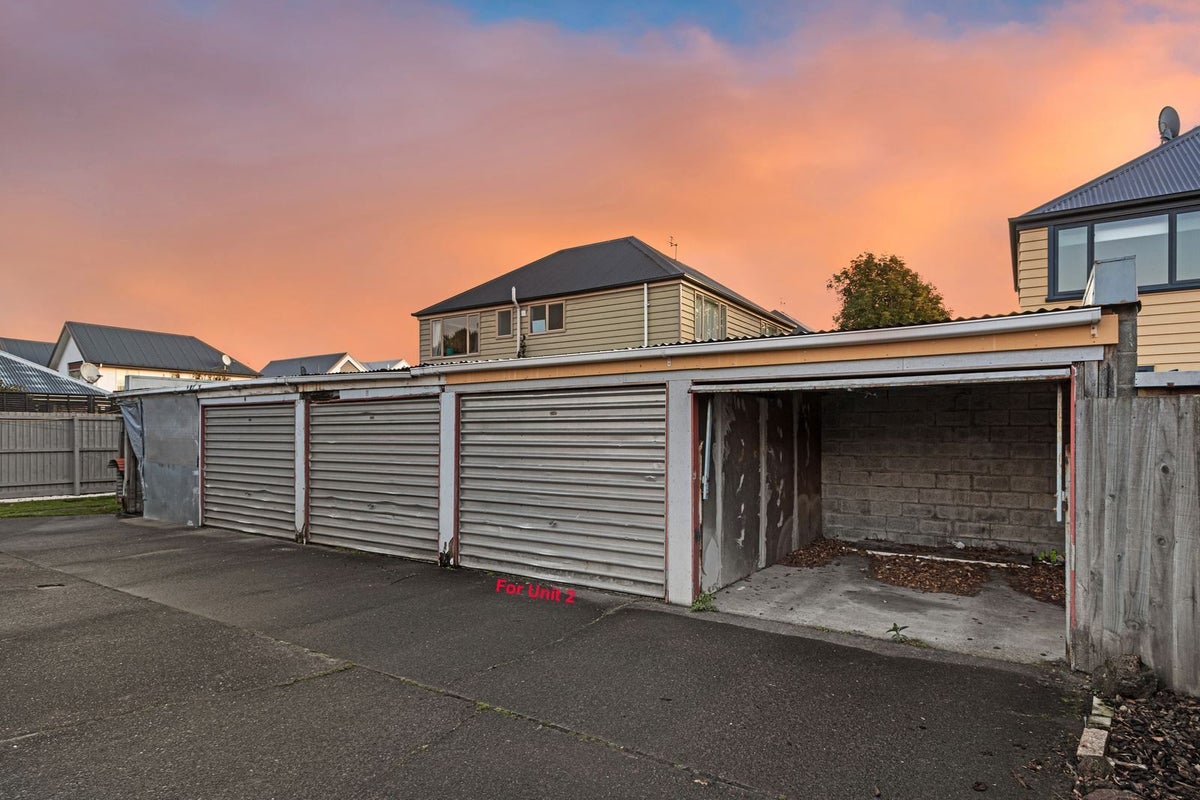 2/117 Geraldine Street, Edgeware, Christchurch - Carousel 11