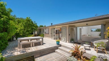 86 Princess Road, Bellevue, Tauranga - Carousel 1