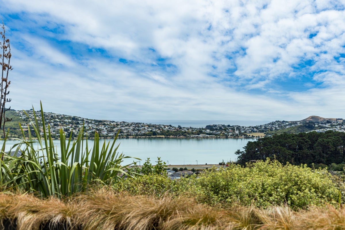 3 Kaiaho Close, Aotea, Porirua - Carousel 1