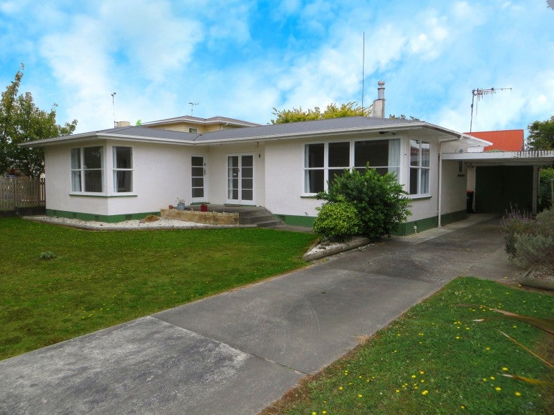 12 Sheffield Street, Awapuni, Palmerston North - Carousel 1