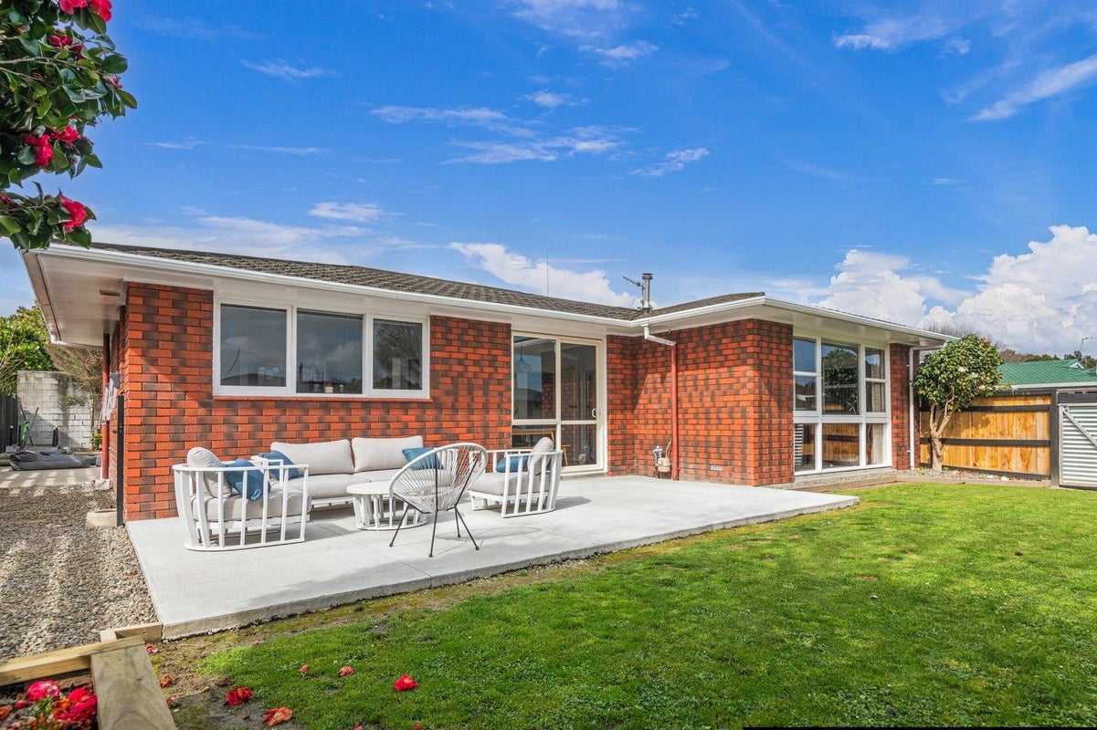 108 Buick Crescent, Awapuni, Palmerston North - Carousel 1