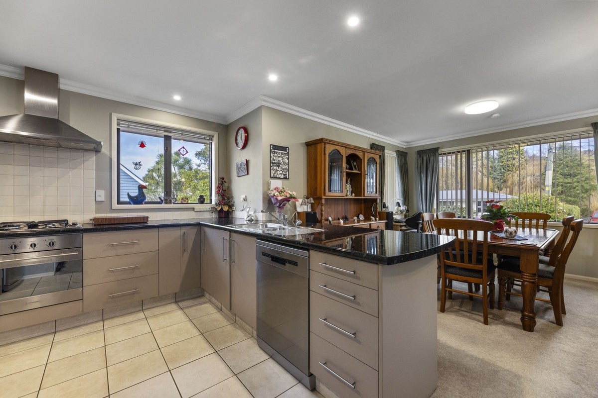 66 Hall Road, Sawyers Bay, Dunedin - Carousel 2