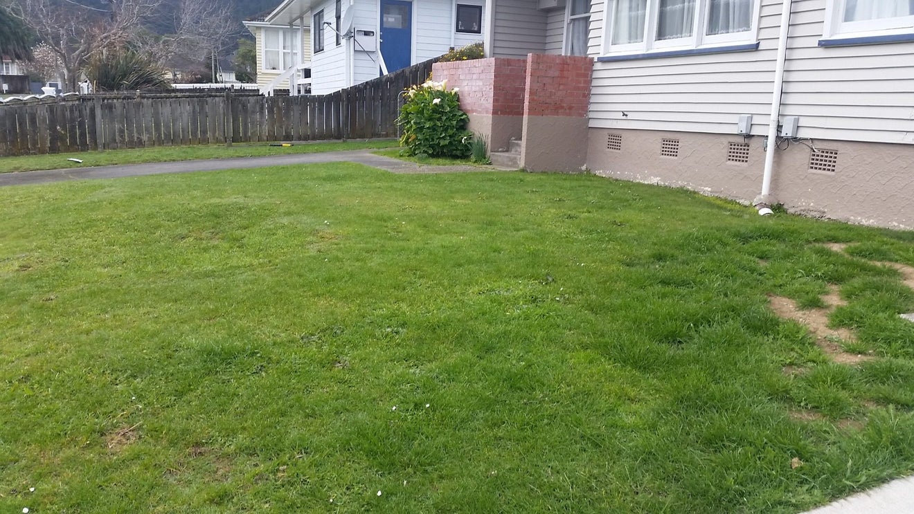 90 Strand Crescent, Naenae, Lower Hutt - Carousel 8