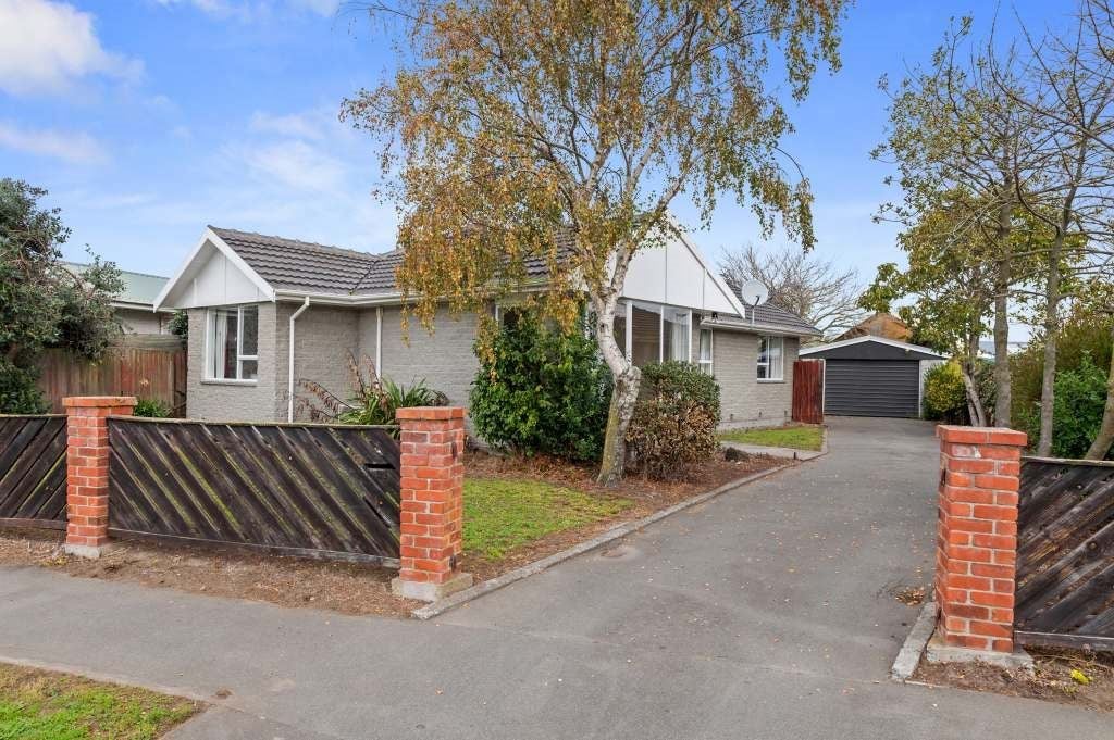 92 Hay Street, Bromley, Christchurch - Carousel 1