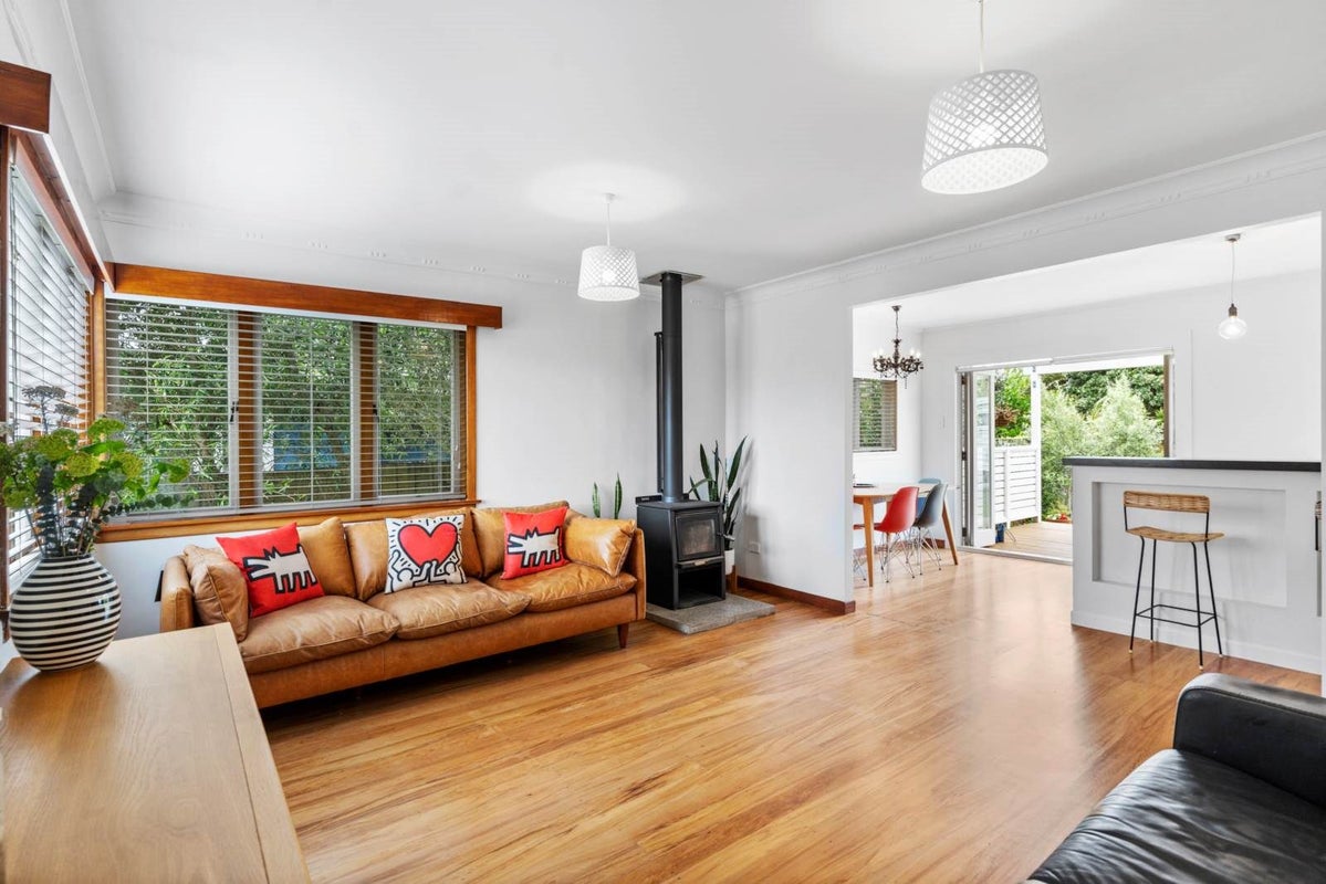 29 Rambler Crescent, Beach Haven, Auckland - Carousel 1