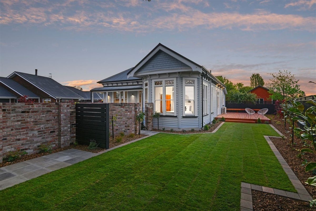 17 Autumn Place, Mairehau, Christchurch - Carousel 2