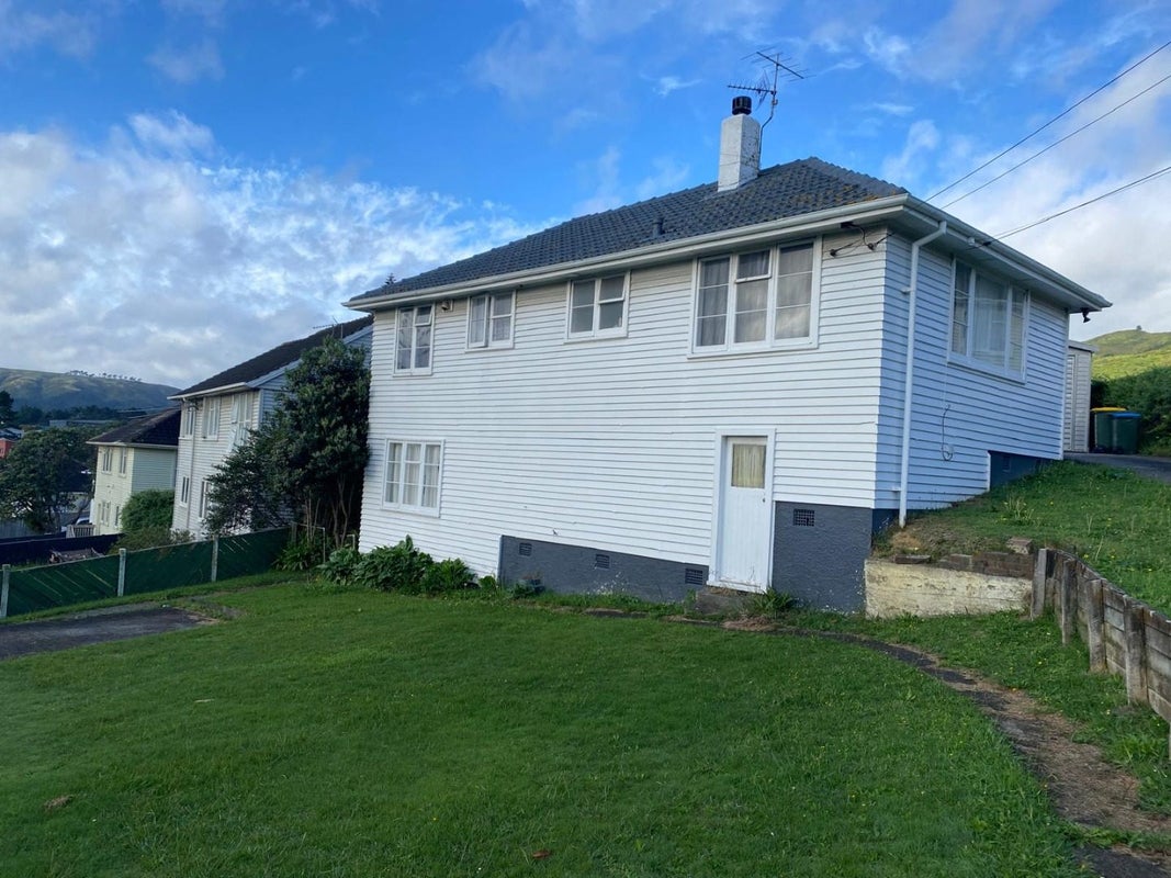 47 Awarua Street, Elsdon, Porirua - Carousel 1