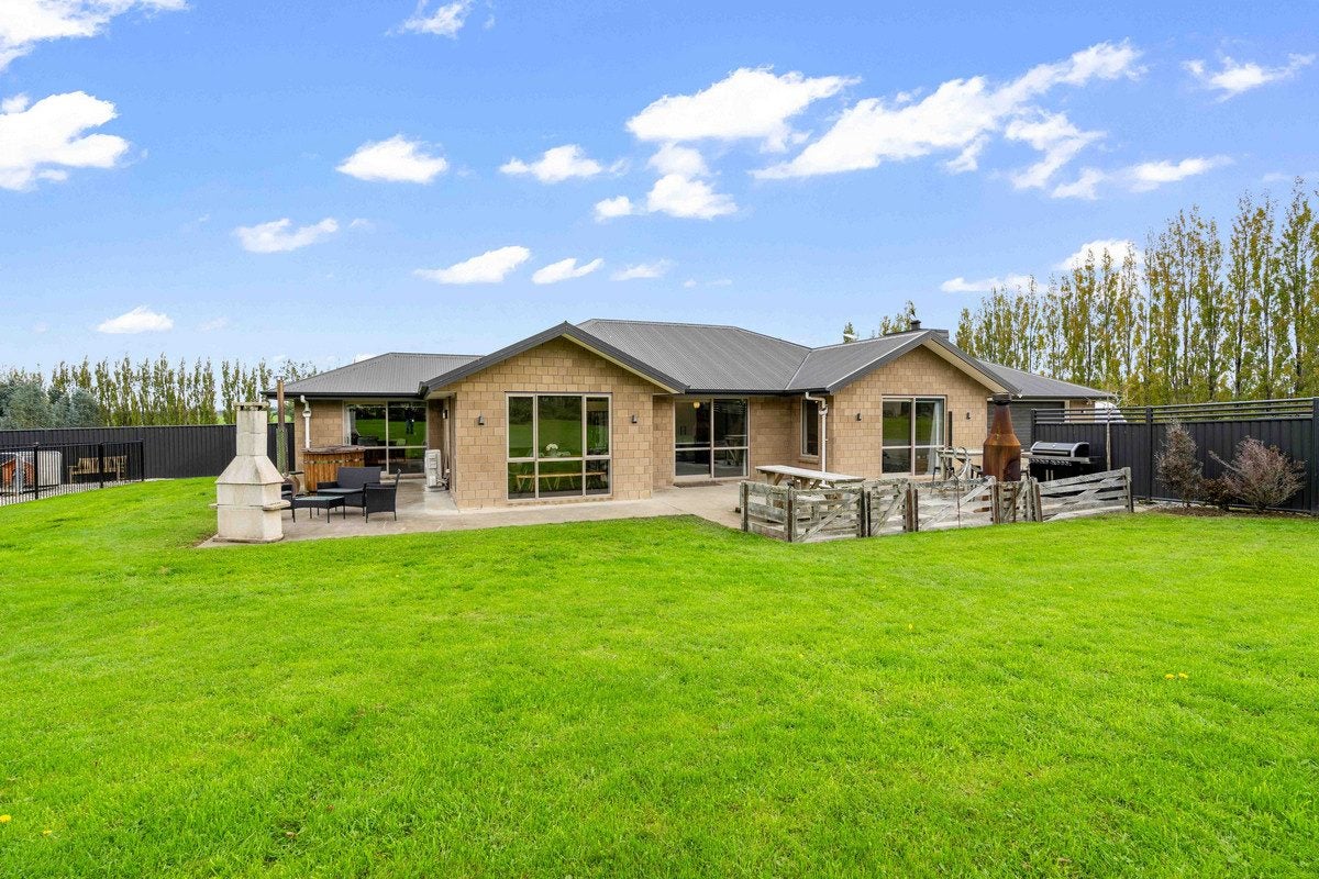 235D Waimumu Road, Waimumu, Gore - Carousel 1