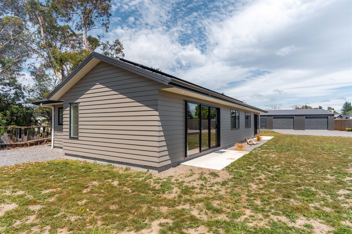 102 South Belt, Solway, Masterton - Carousel 20