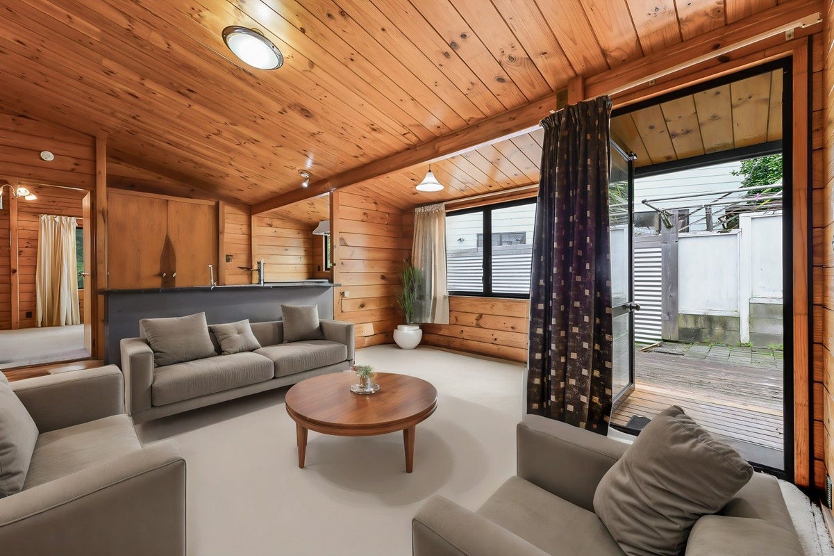 43 Mitcham Avenue, Forest Lake, Hamilton - Carousel 2