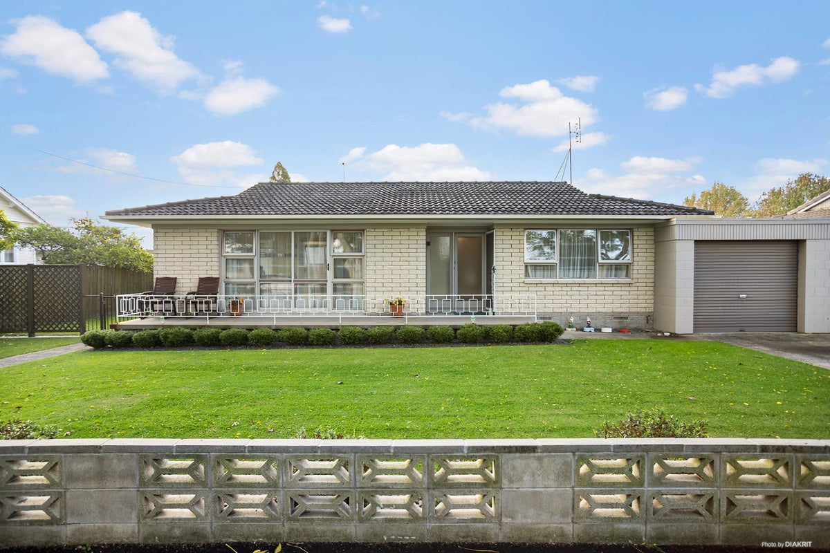 61A Brookfield Street, Hamilton East, Hamilton - Carousel 14