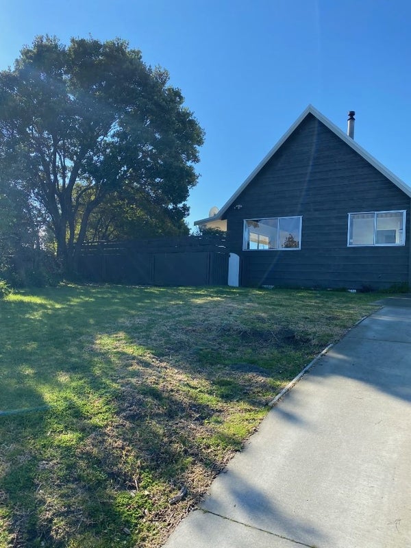 18 Simcox Street, Otaki Beach, Otaki - Carousel 1