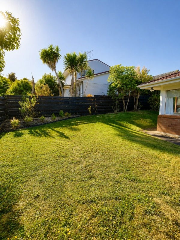 2/14 ABERFELDY AVE, Highland Park, Auckland - Carousel 12