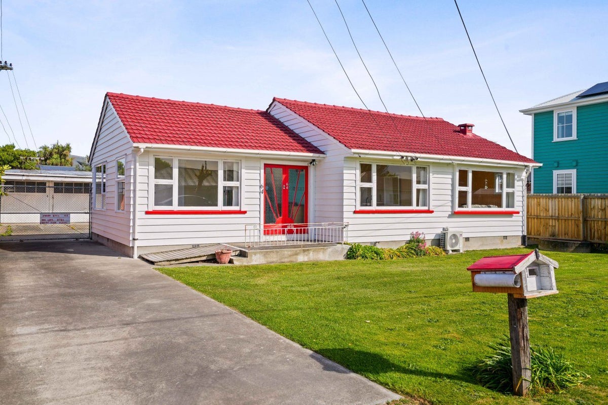 64 Milton Street, Somerfield, Christchurch - Carousel 1