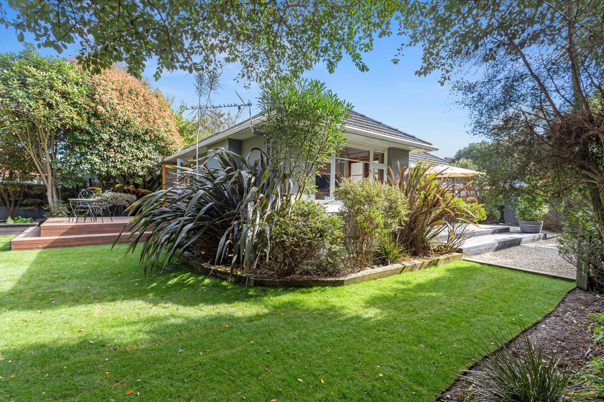 202 Condell Avenue, Papanui, Christchurch - Carousel 2