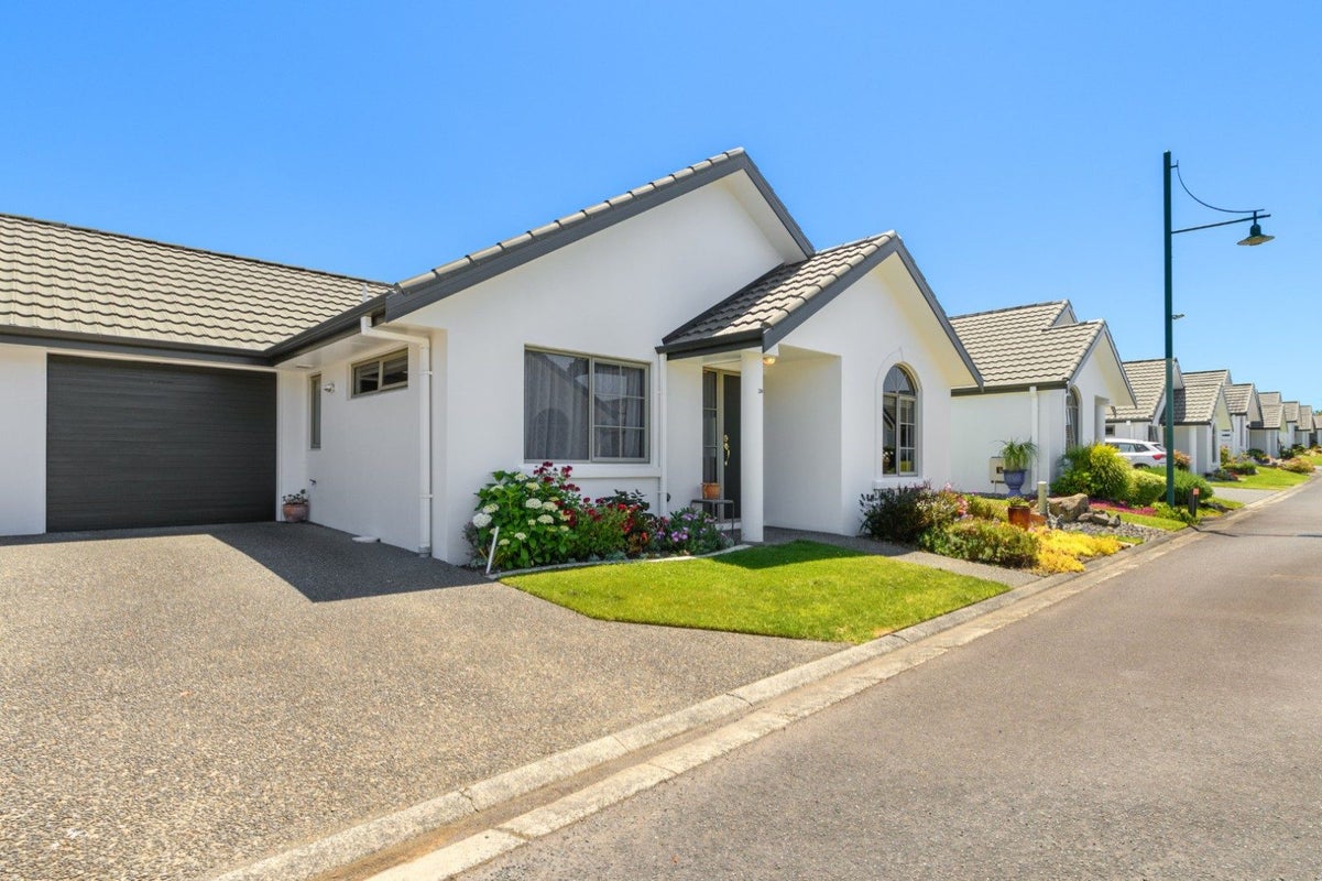 24/22 Pyes Pa Road, Pyes Pa, Tauranga - Carousel 2