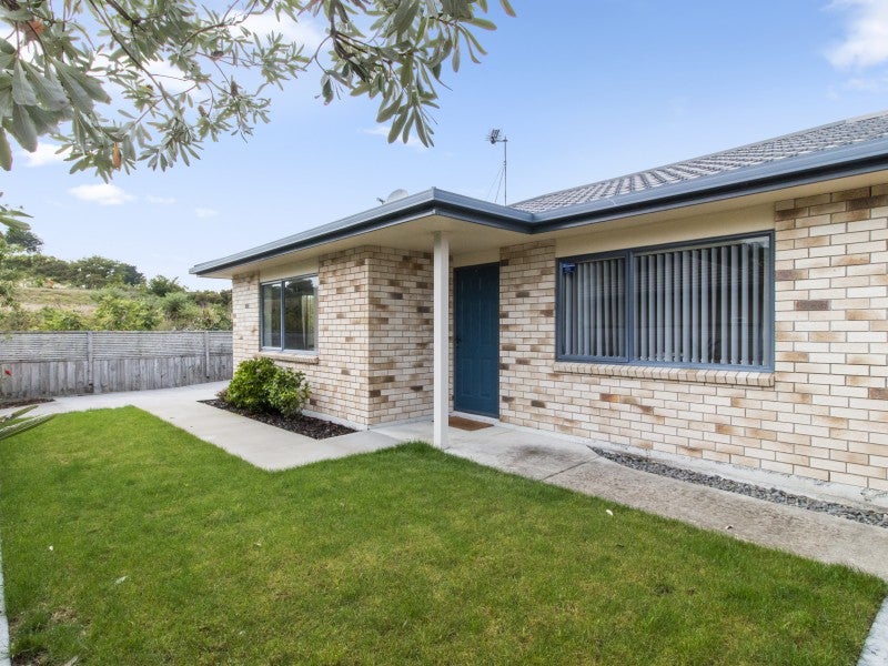 41 Lisa Place, Brookfield, Tauranga - Carousel 1